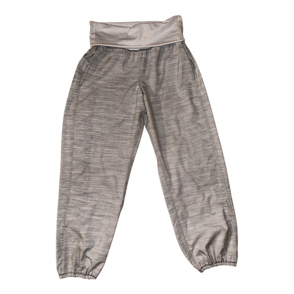 Lululemon Om Roll Down Pants 4 - Picture 8 of 10